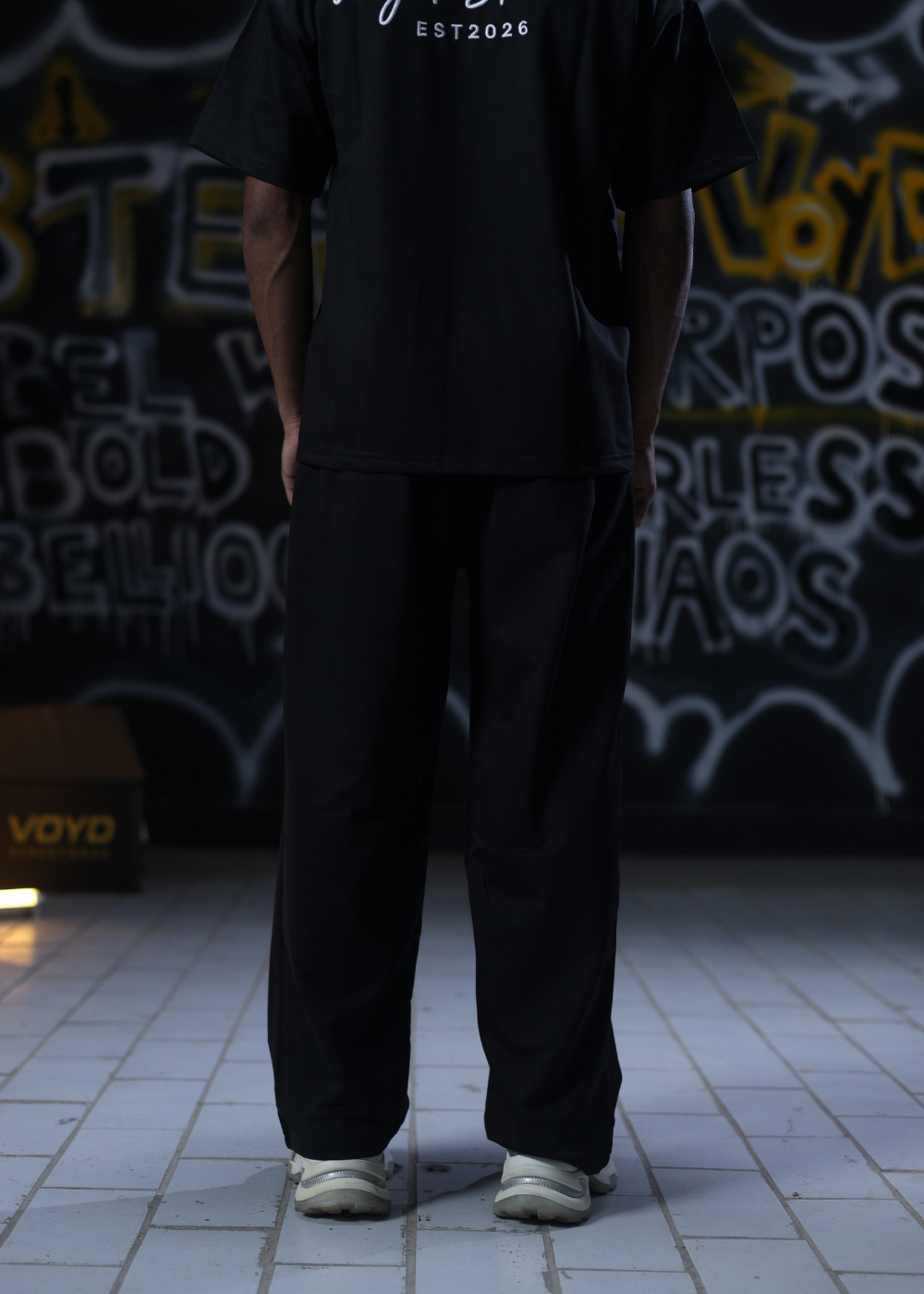 BAGGY WIDE-LEG TROUSERS - BLACK