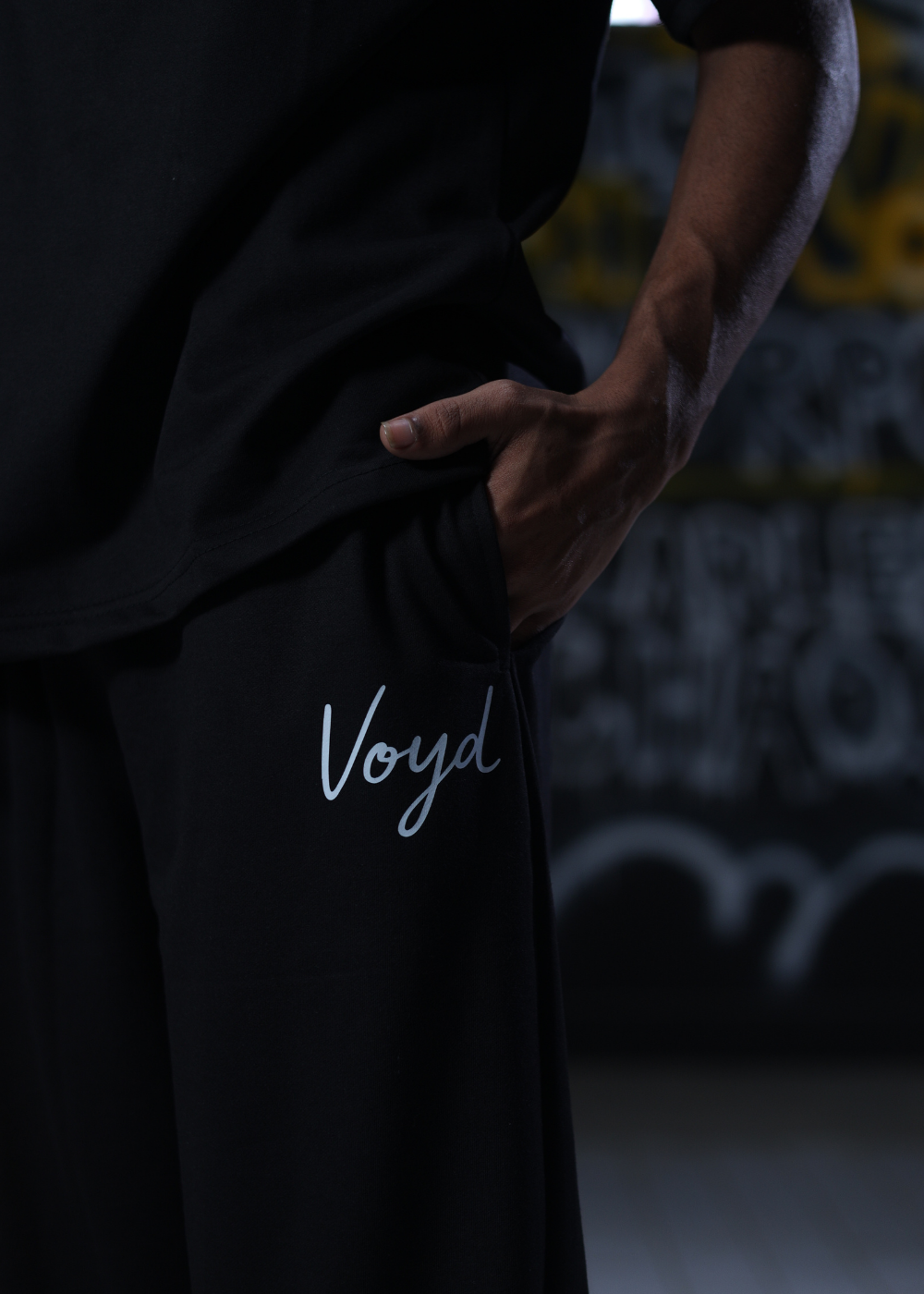 BAGGY WIDE-LEG TROUSERS - BLACK